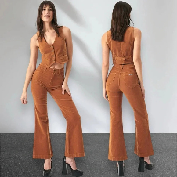 ROLLA’S EASTCOAST CROP FLARE High Rise Flare in Tan Corduroy Size 32 - Picture 2 of 14